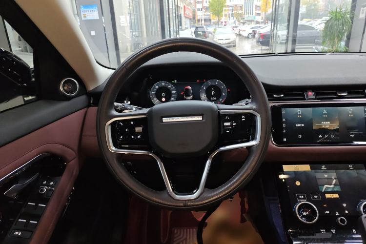 Used Land Rover Range Evoque 2023 Aurora L 249 PS Luxury Edition Steering Wheel
