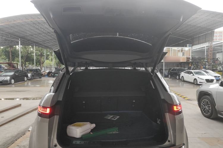 Used Land Rover Range Evoque 2023 Aurora L 249 PS Luxury Edition Trunk