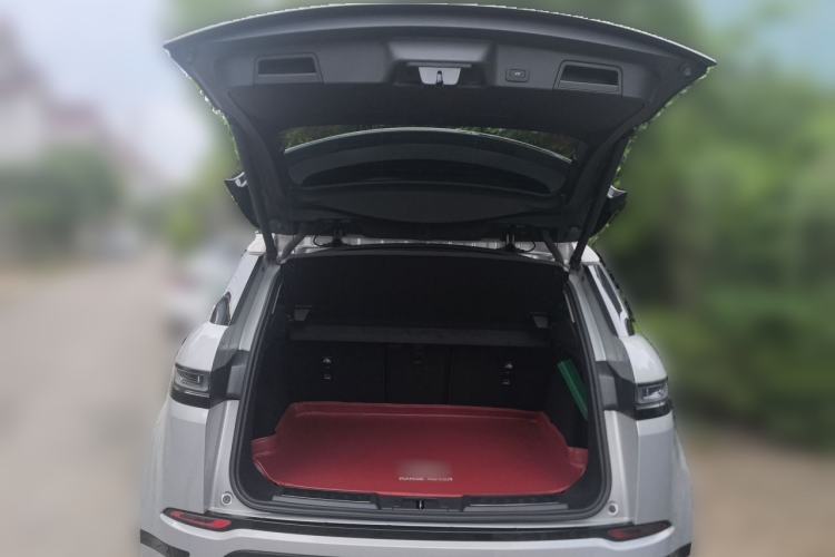 Used Land Rover Range Evoque 2023 Aurora L 249 PS Luxury Edition Trunk