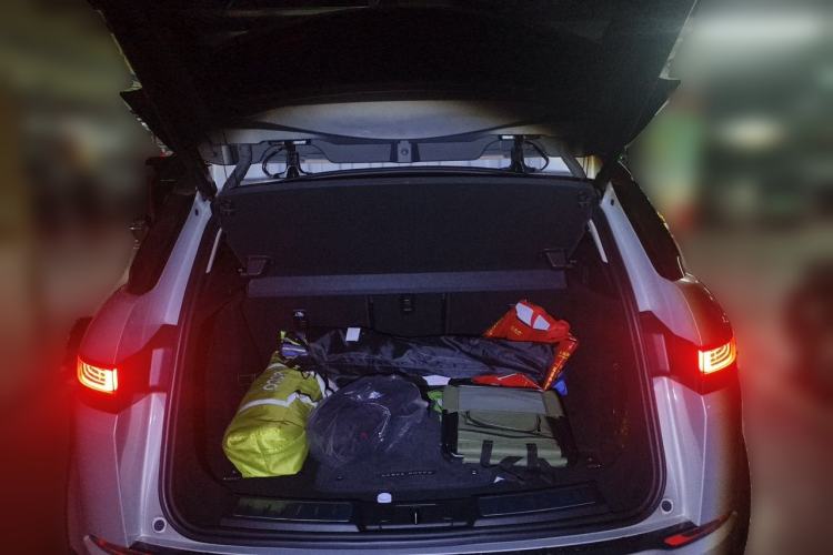 Used Land Rover Range Evoque 2023 Aurora L 249 PS Collins Antique Bronze Special Edition Trunk