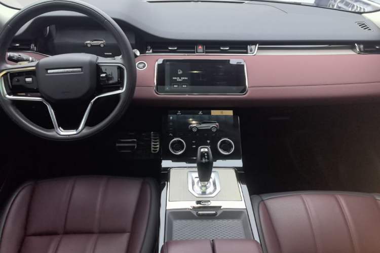 Used Land Rover Range Evoque 2023 Aurora L 249 PS Luxury Edition Center Console