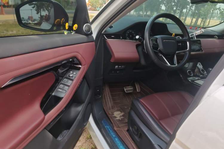 Used Land Rover Range Evoque 2023 Aurora L 249 PS Luxury Edition Driver Seat