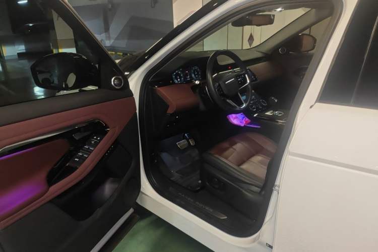 Used Land Rover Range Evoque 2023 Aurora L 249 PS Luxury Edition Driver Seat