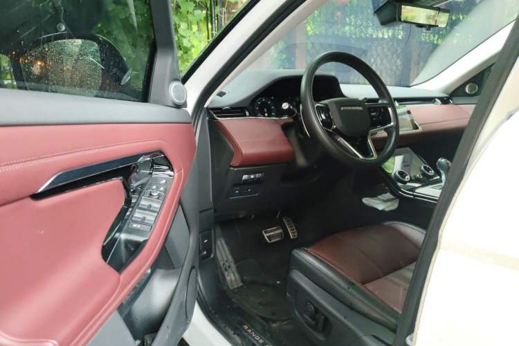 Used Land Rover Range Evoque 2023 Aurora L 249 PS Luxury Edition Driver Seat