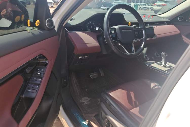 Used Land Rover Range Evoque 2023 Aurora L 249 PS Luxury Edition Driver Seat