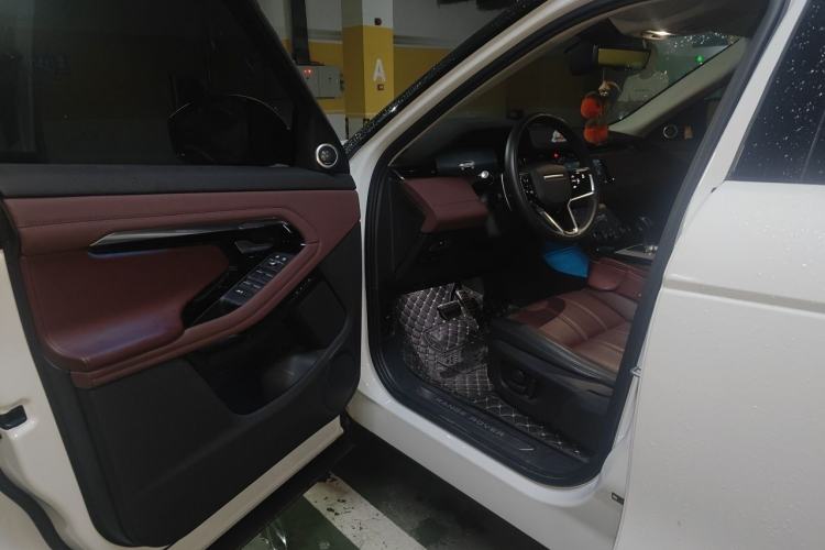 Used Land Rover Range Evoque 2023 Aurora L 249 PS Luxury Edition Driver Seat