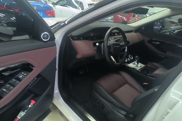 Used Land Rover Range Evoque 2023 Aurora L 249 PS Luxury Edition Driver Seat
