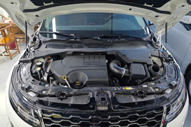 Used Land Rover Range Evoque 2023 Aurora L 249 PS Luxury Edition Engine Bay