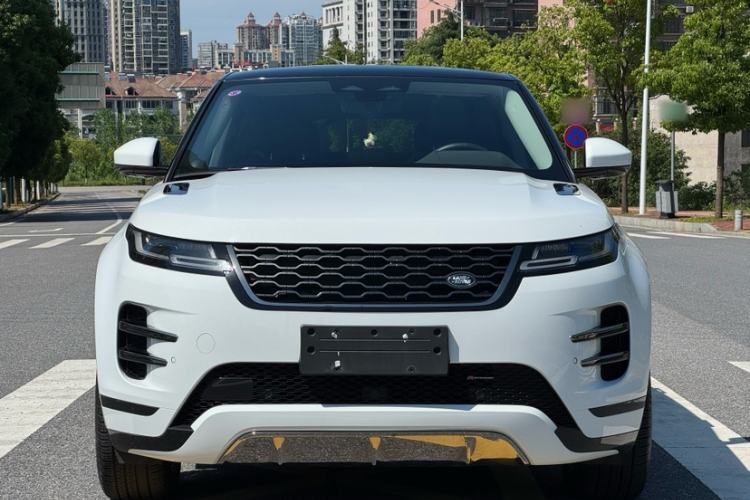 Used Land Rover Range Evoque 2023 Aurora L 249 PS Luxury Edition Exterior 1
