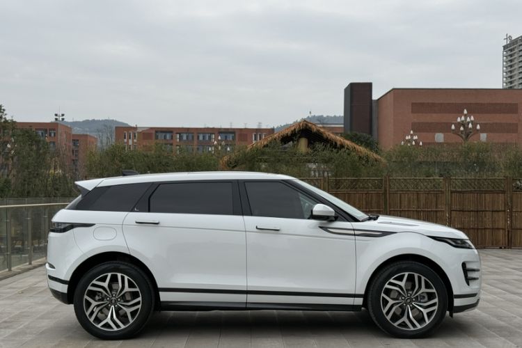 Used Land Rover Range Evoque 2023 Aurora L 249 PS Luxury Edition Exterior 3