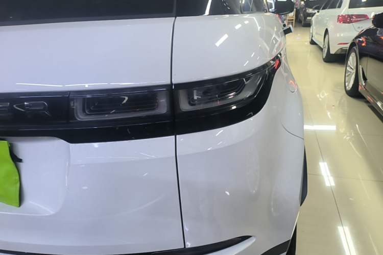 Used Land Rover Range Evoque 2023 Aurora L 249 PS Luxury Edition Exterior 3