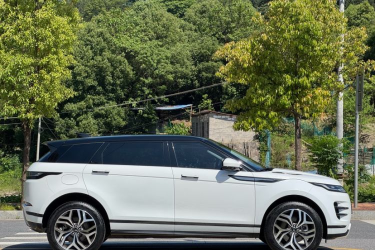 Used Land Rover Range Evoque 2023 Aurora L 249 PS Luxury Edition Exterior 3