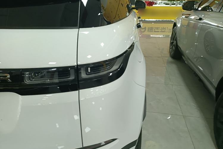 Used Land Rover Range Evoque 2023 Aurora L 249 PS Luxury Edition Exterior 3