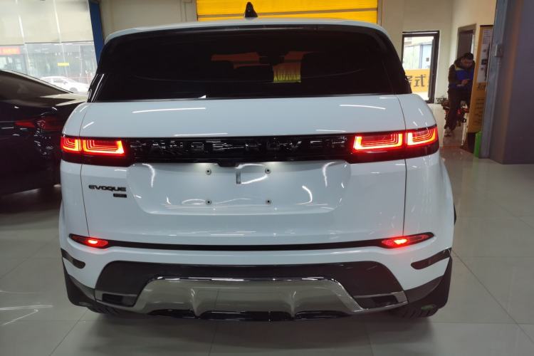 Used Land Rover Range Evoque 2023 Aurora L 249 PS Luxury Edition Exterior 4