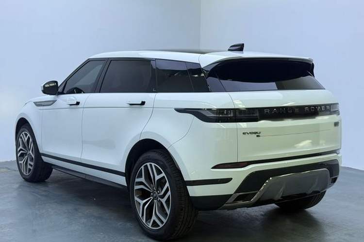 Used Land Rover Range Evoque 2023 Aurora L 249 PS Luxury Edition Exterior 5