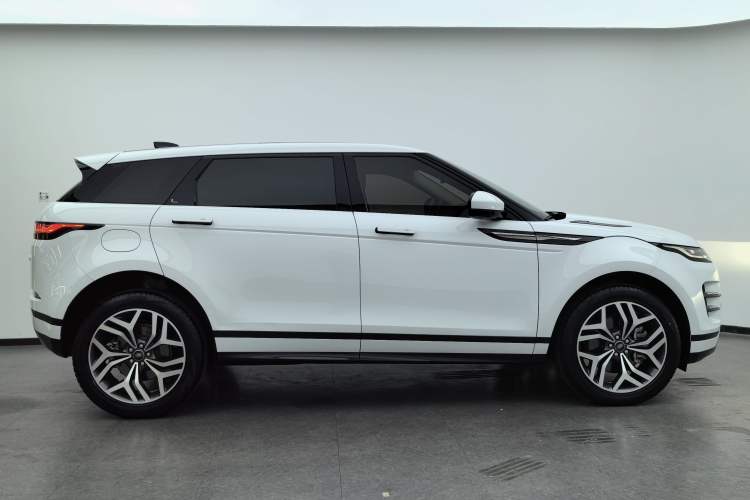 Used Land Rover Range Evoque 2023 Aurora L 249 PS Luxury Edition Exterior 5
