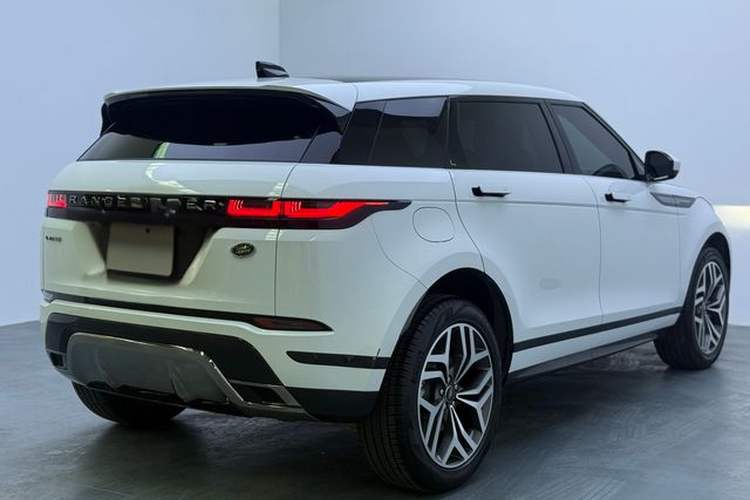 Used Land Rover Range Evoque 2023 Aurora L 249 PS Luxury Edition Exterior 7