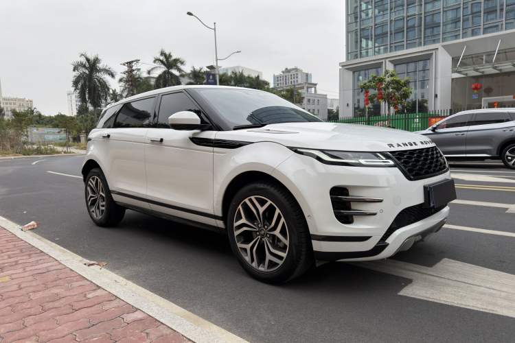 Used Land Rover Range Evoque 2023 Aurora L 249 PS Luxury Edition Exterior 7