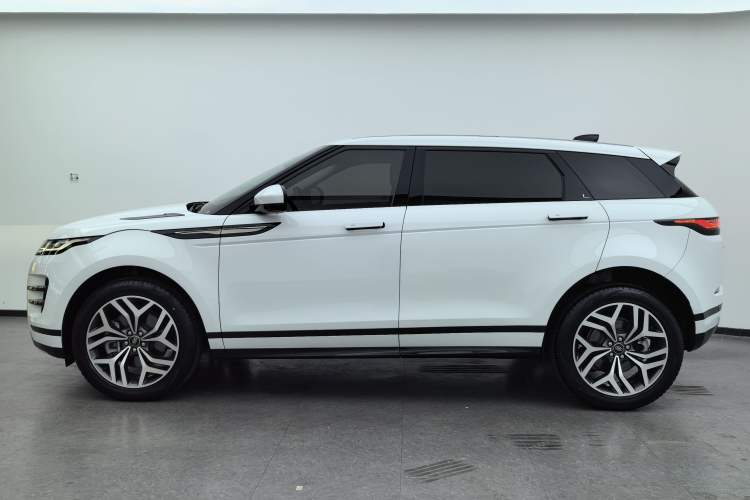 Used Land Rover Range Evoque 2023 Aurora L 249 PS Luxury Edition Exterior 8