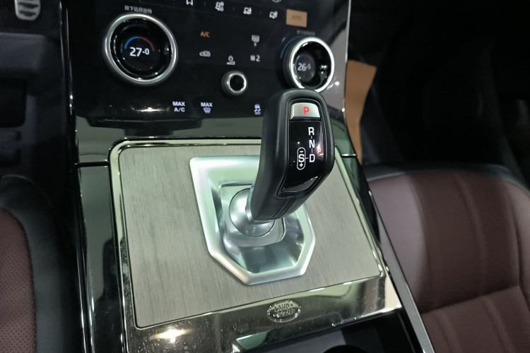 Used Land Rover Range Evoque 2023 Aurora L 249 PS Luxury Edition Gear Lever