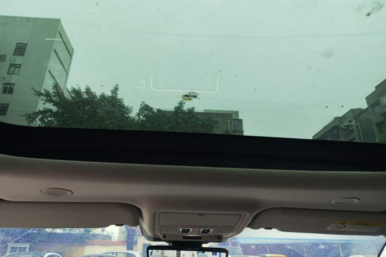 Used Land Rover Range Evoque 2023 Aurora L 249 PS Luxury Edition Headliner