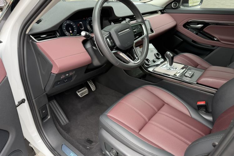 Used Land Rover Range Evoque 2023 Aurora L 249 PS Luxury Edition Interior 3