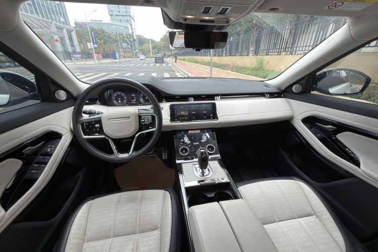 Used Land Rover Range Evoque 2023 Aurora L 249 PS Luxury Edition Interior 3