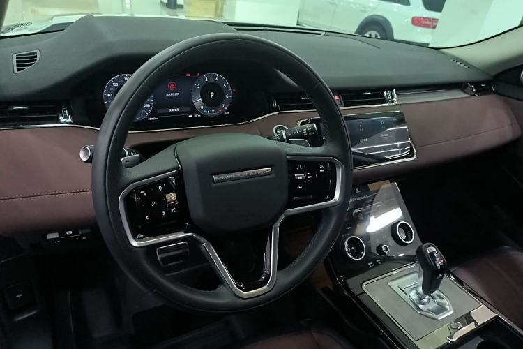 Used Land Rover Range Evoque 2023 Aurora L 249 PS Luxury Edition Interior 4