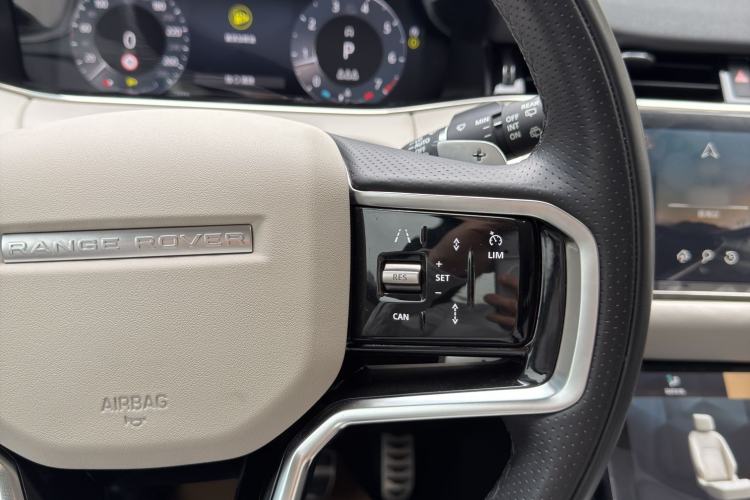 Used Land Rover Range Evoque 2023 Aurora L 249 PS Luxury Edition Interior 5