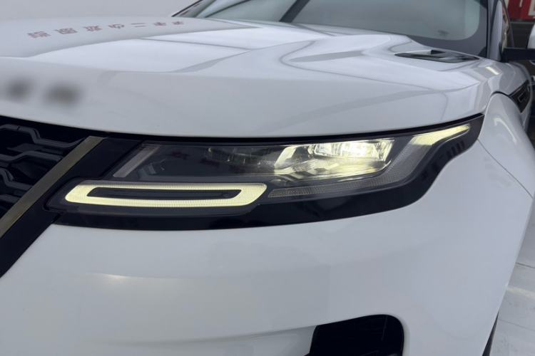 Used Land Rover Range Evoque 2023 Aurora L 249 PS Luxury Edition Left Front Headlight