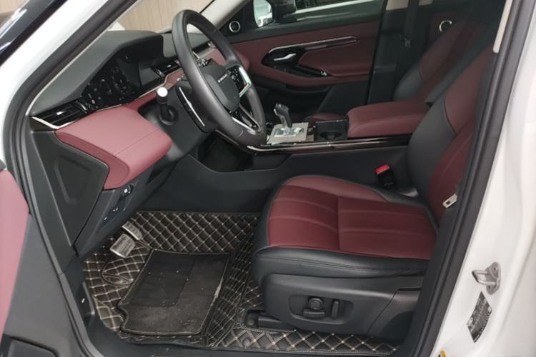 Used Land Rover Range Evoque 2023 Aurora L 249 PS Luxury Edition Left Front Seat