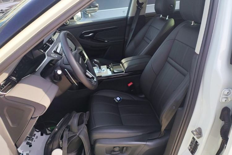 Used Land Rover Range Evoque 2023 Aurora L 249 PS Luxury Edition Left Front Seat