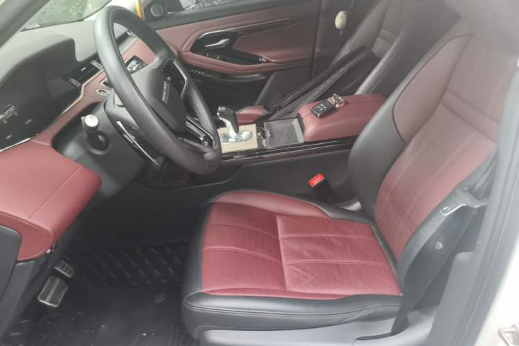 Used Land Rover Range Evoque 2023 Aurora L 249 PS Luxury Edition Left Front Seat