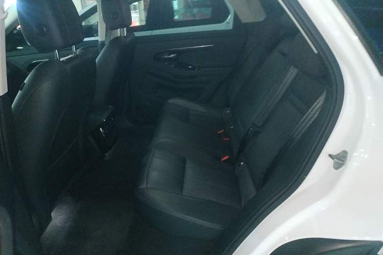 Used Land Rover Range Evoque 2023 Aurora L 200PS Elite Edition Left Rear Seat