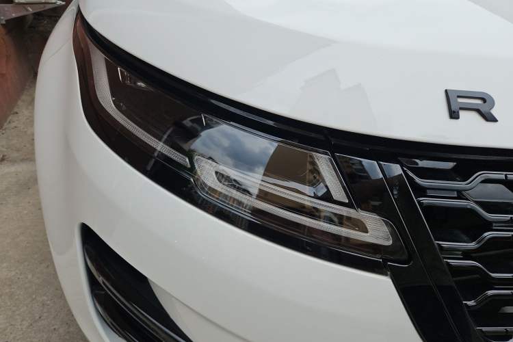 Used Land Rover Range Evoque 2023 Aurora L 249 PS Luxury Edition Right Front Headlight