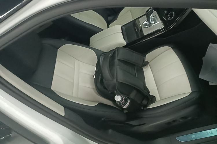 Used Land Rover Range Evoque 2023 Aurora L 249 PS Luxury Edition Right Front Seat