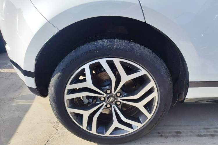 Used Land Rover Range Evoque 2023 Aurora L 249 PS Luxury Edition Right Rear Wheel Hub