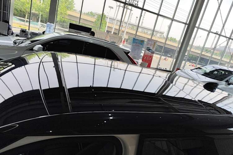 Used Land Rover Range Evoque 2023 Aurora L 249 PS Luxury Edition Roof