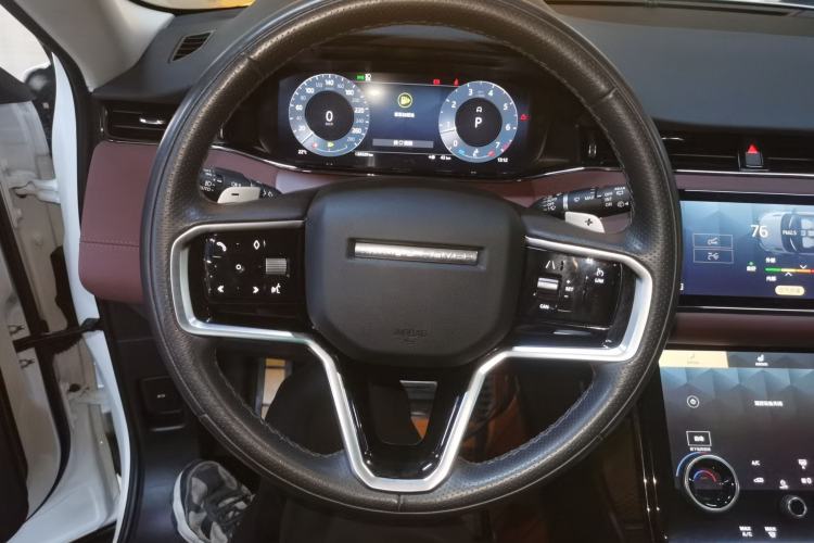 Used Land Rover Range Evoque 2023 Aurora L 249 PS Luxury Edition Steering Wheel
