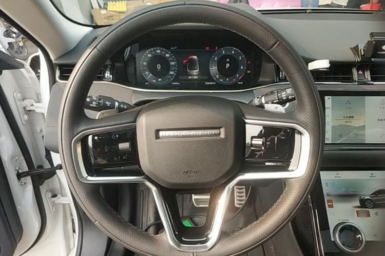 Used Land Rover Range Evoque 2023 Aurora L 249 PS Luxury Edition Steering Wheel
