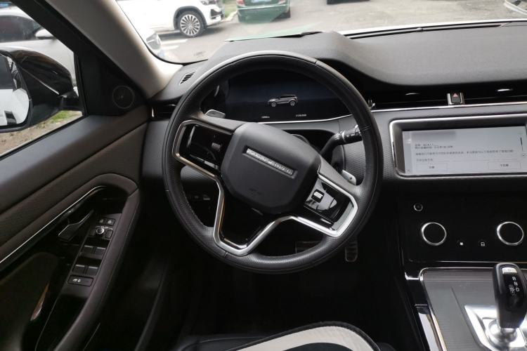 Used Land Rover Range Evoque 2023 Aurora L 200PS Elite Edition Steering Wheel