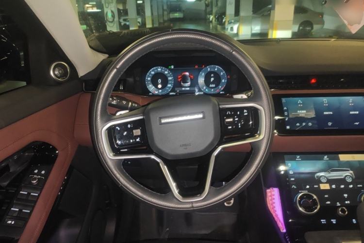 Used Land Rover Range Evoque 2023 Aurora L 249 PS Luxury Edition Steering Wheel