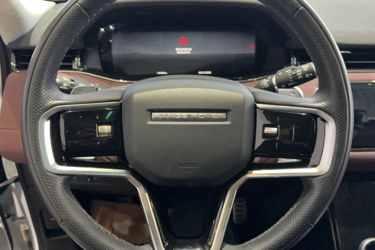 Used Land Rover Range Evoque 2023 Aurora L 249 PS Luxury Edition Steering Wheel