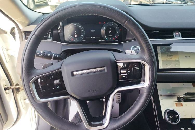Used Land Rover Range Evoque 2023 Aurora L 249 PS Luxury Edition Steering Wheel