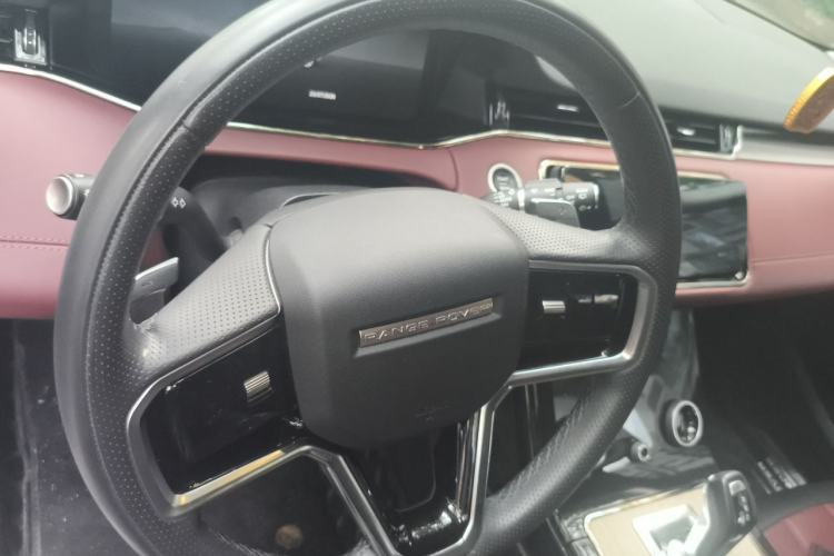 Used Land Rover Range Evoque 2023 Aurora L 249 PS Luxury Edition Steering Wheel