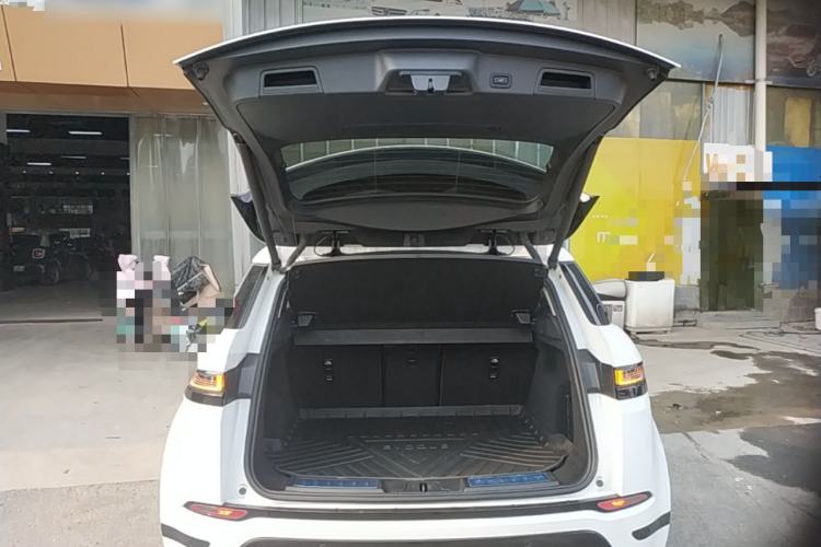 Used Land Rover Range Evoque 2023 Aurora L 249 PS Luxury Edition Trunk