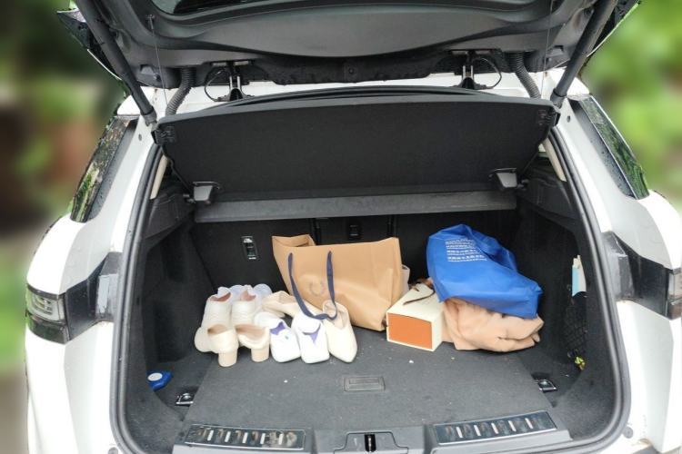 Used Land Rover Range Evoque 2023 Aurora L 249 PS Luxury Edition Trunk