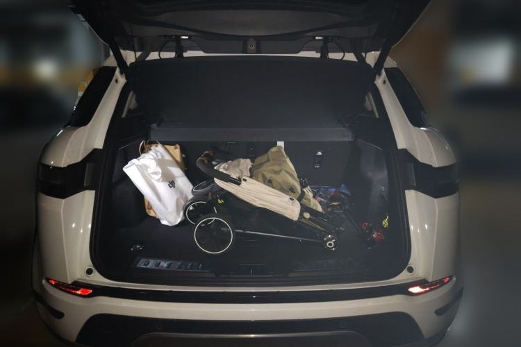 Used Land Rover Range Evoque 2023 Aurora L 249 PS Luxury Edition Trunk