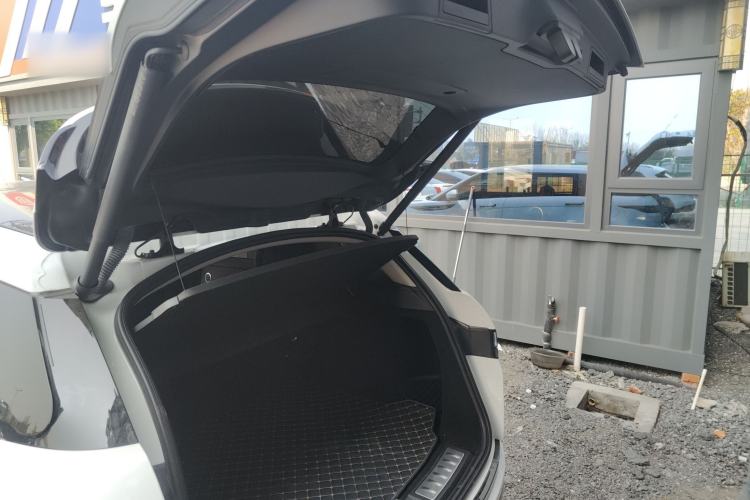 Used Land Rover Range Evoque 2023 Aurora L 249 PS Luxury Edition Trunk