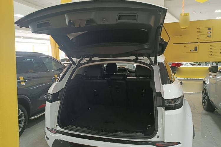 Used Land Rover Range Evoque 2023 Aurora L 249 PS Luxury Edition Trunk
